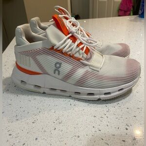 Womens 7 Cloudnova Void “undyed white flame”